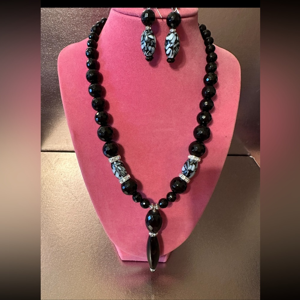 2Pc Onyx, Mosaic MOP & Crystals Necklace & Earrings set. Handcrafted. - Picture 1 of 1